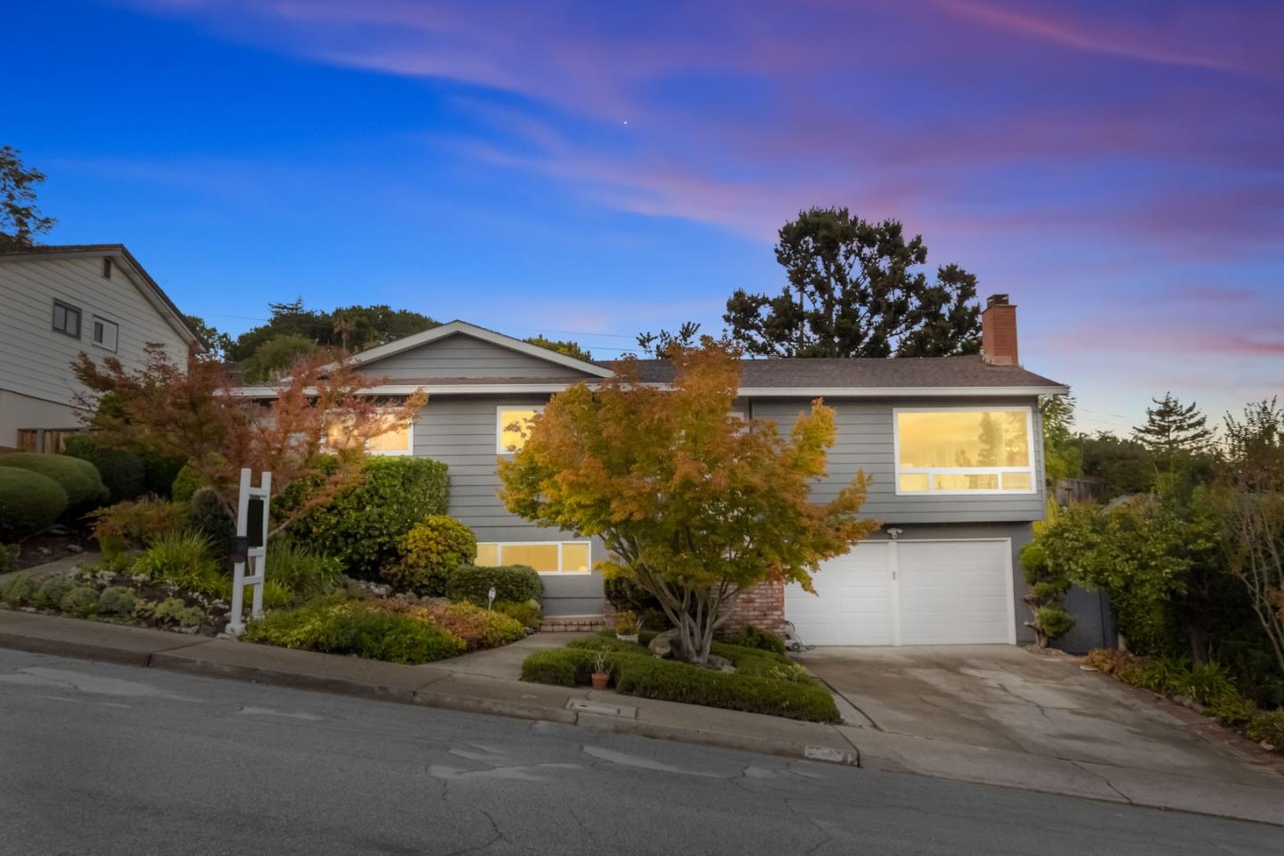 3848 Vineyard Drive