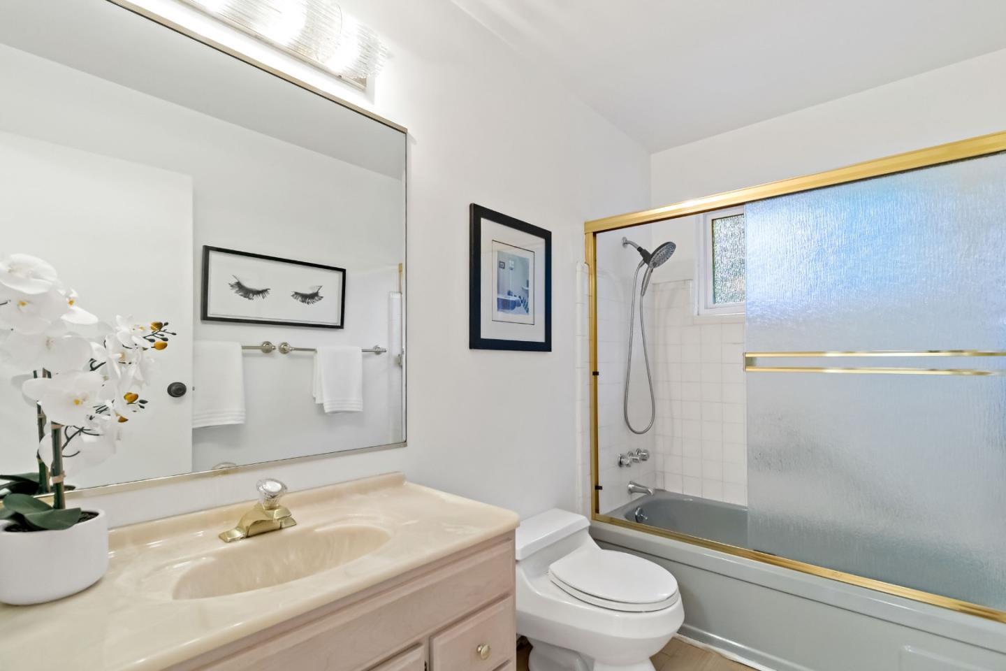 3848 Vineyard Drive