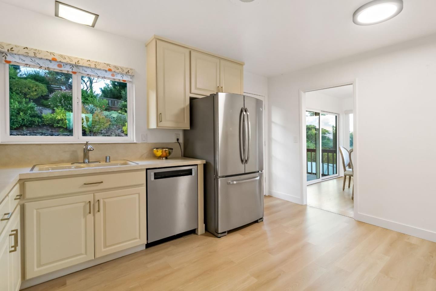3848 Vineyard Drive