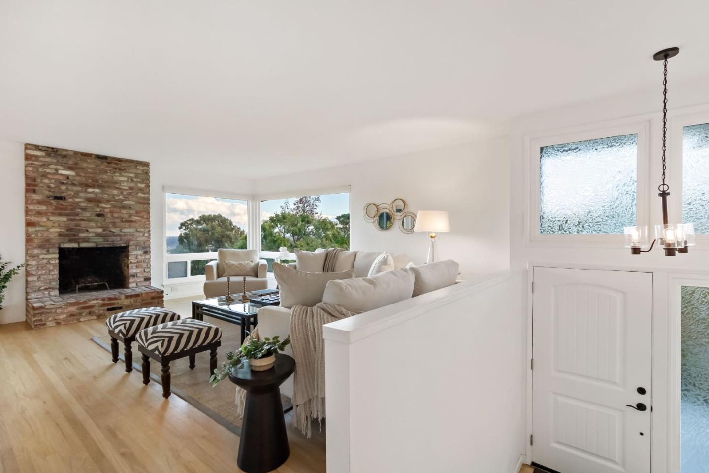 3848 Vineyard Drive