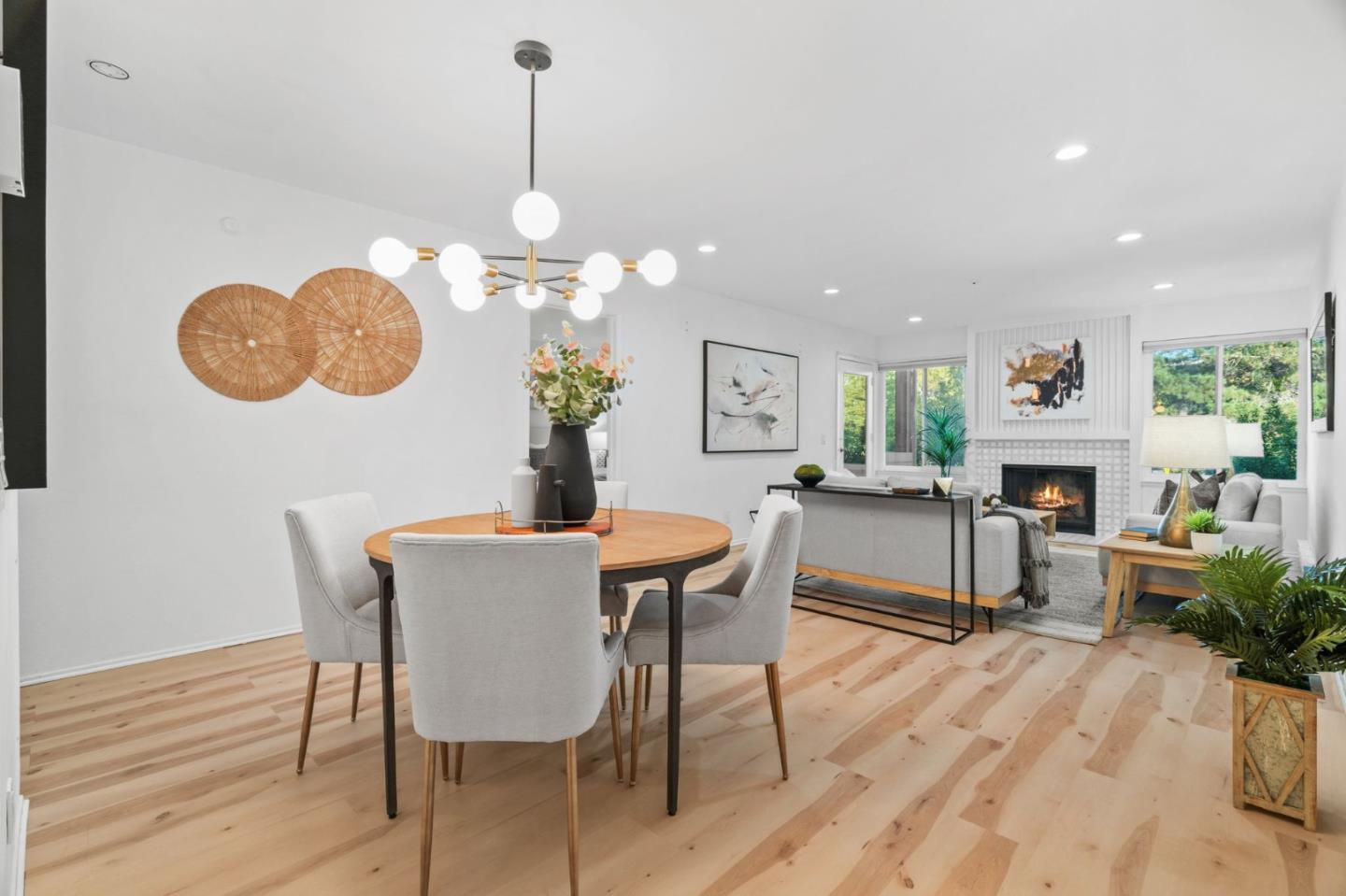 4000 Farm Hill Boulevard 204