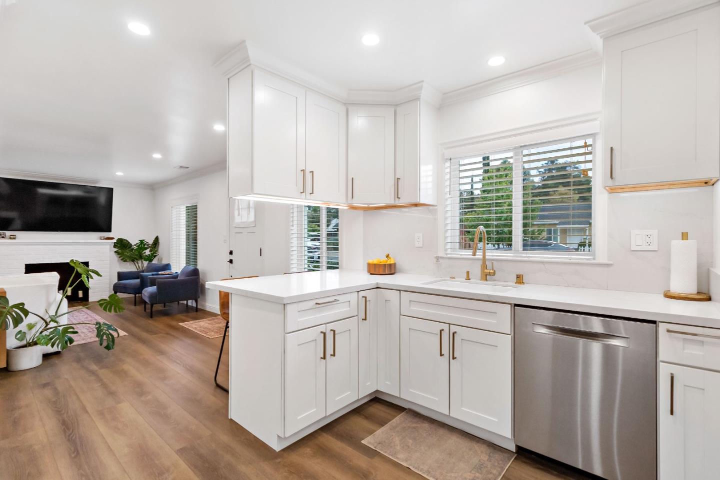 432 Oak Ridge Drive