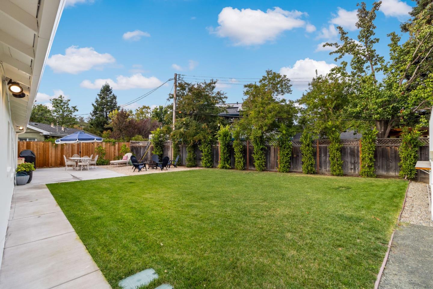 432 Oak Ridge Drive