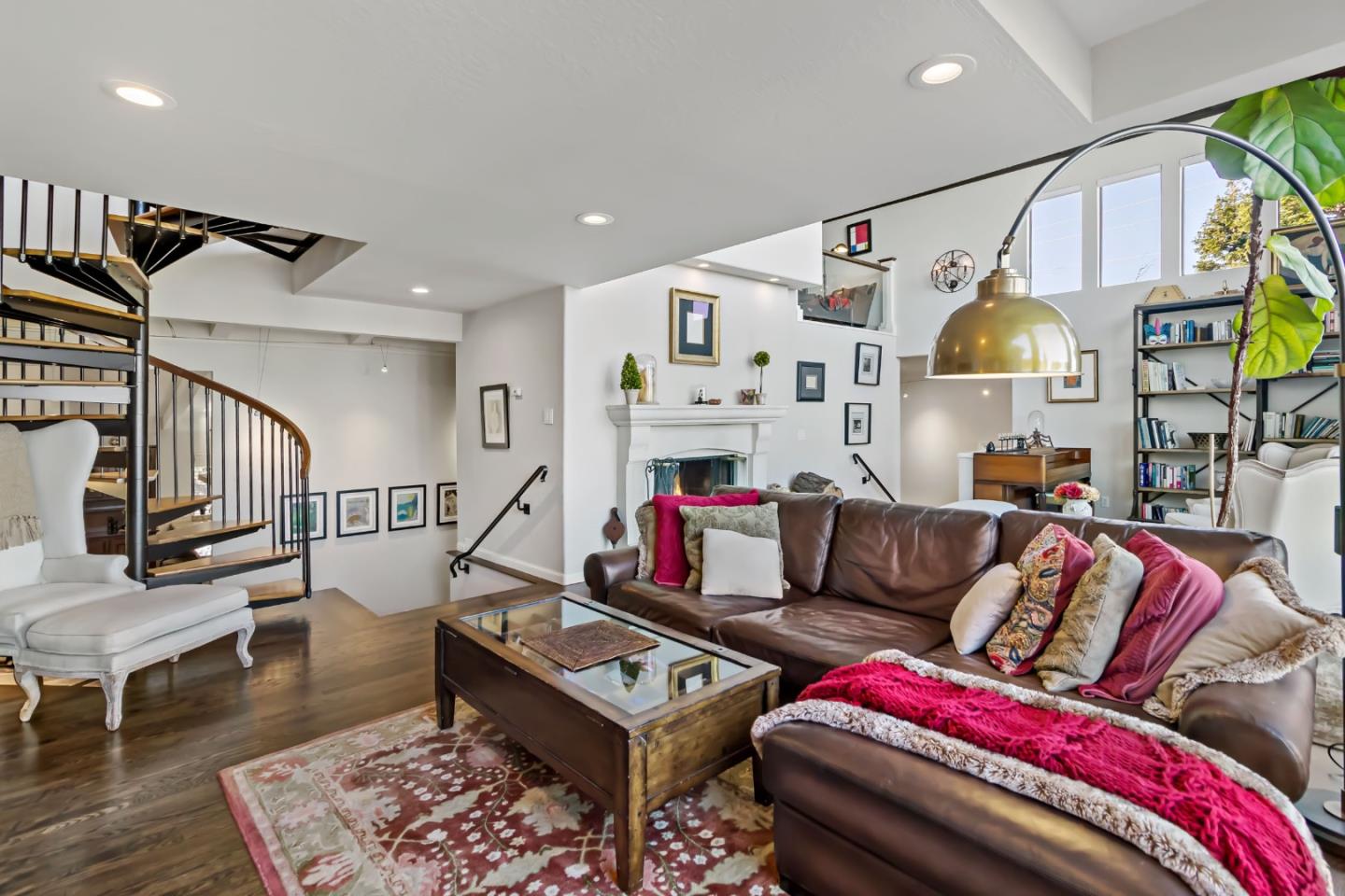 720 Temescal Way