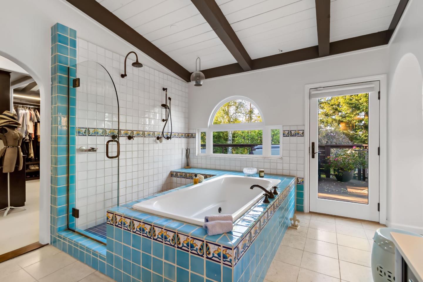 720 Temescal Way