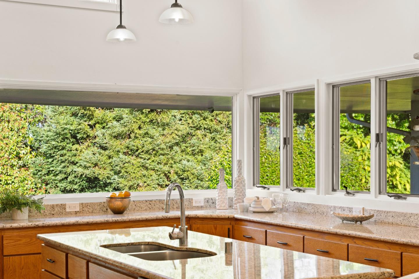 140 Northridge
