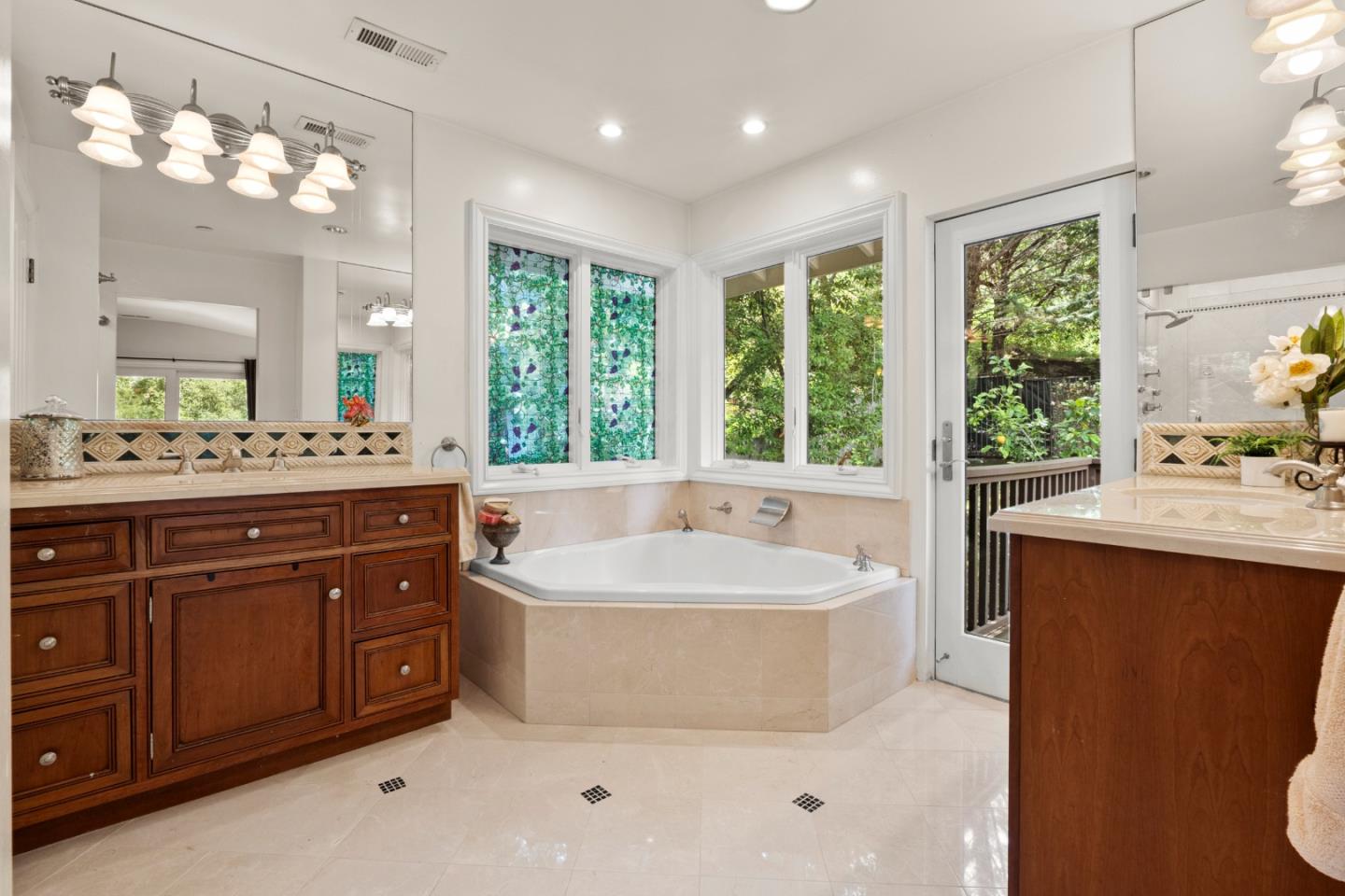 236 Ferndale Way