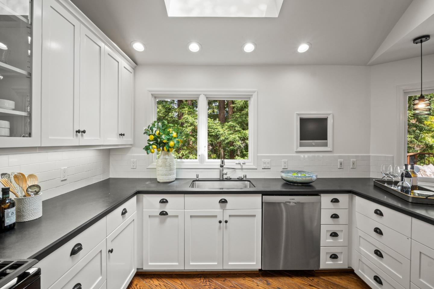 25 Woodhue Court