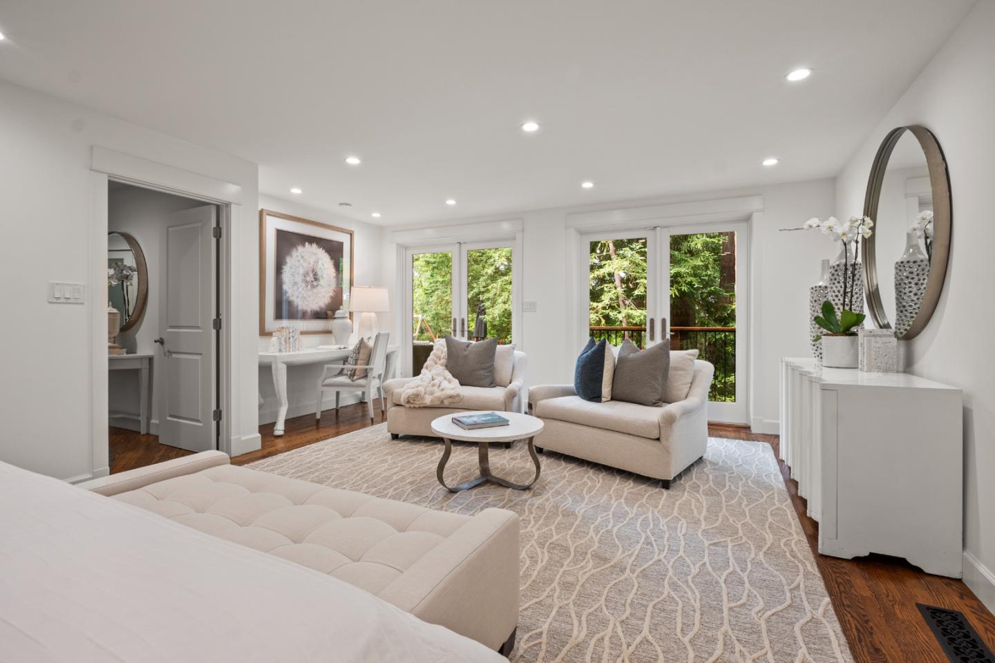 25 Woodhue Court