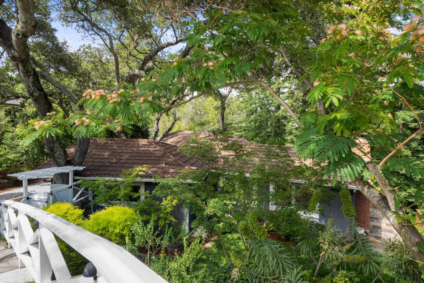 25 Woodhue Court