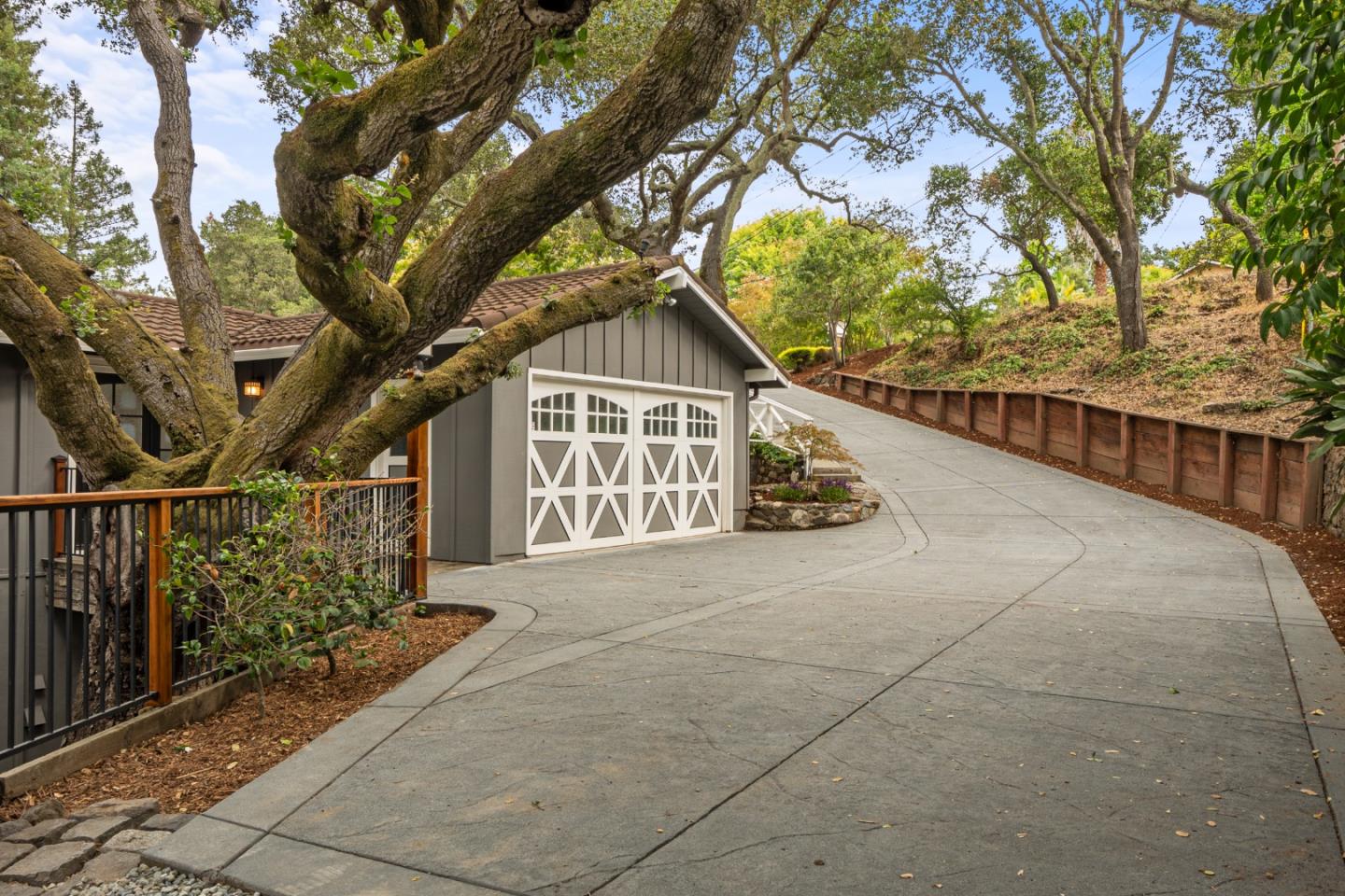 25 Woodhue Court