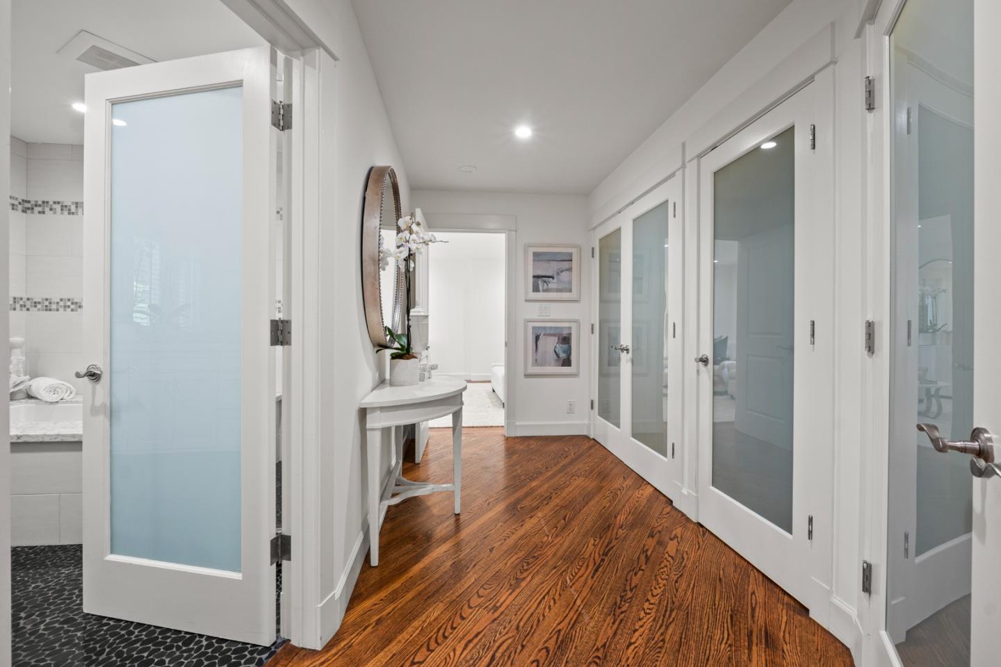 25 Woodhue Court