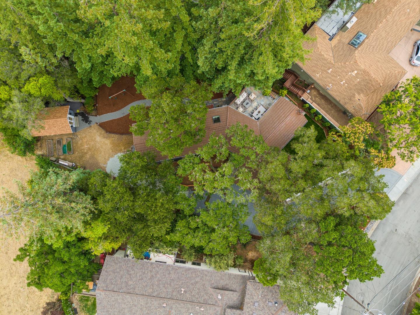 25 Woodhue Court