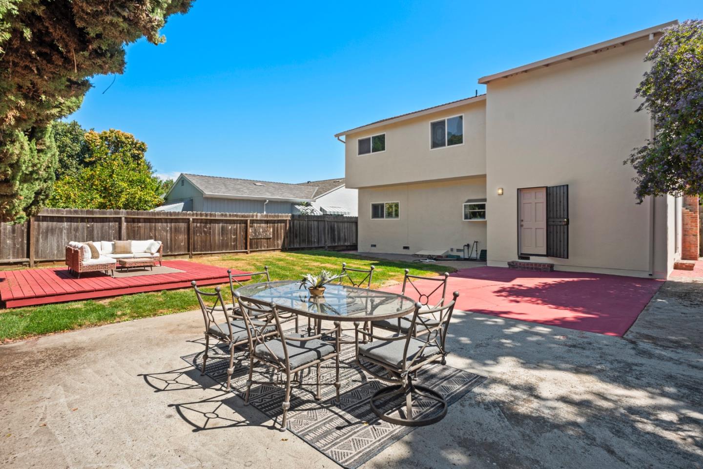 2275 Pulgas AVE