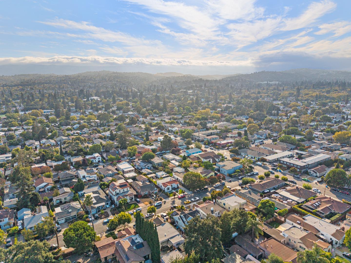 1124 Fay ST