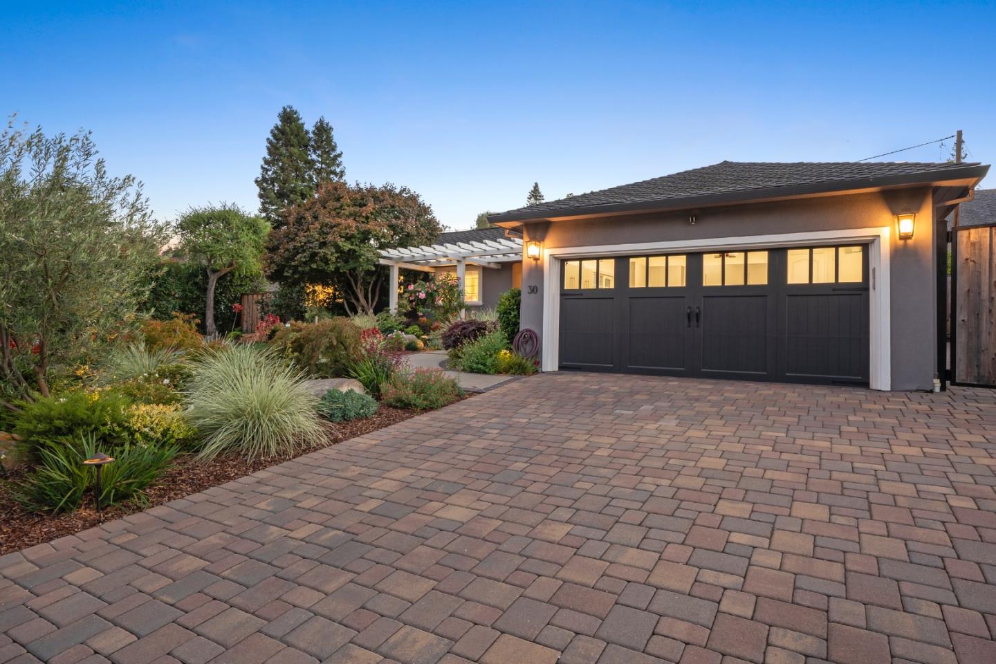 30 Yorkshire LN