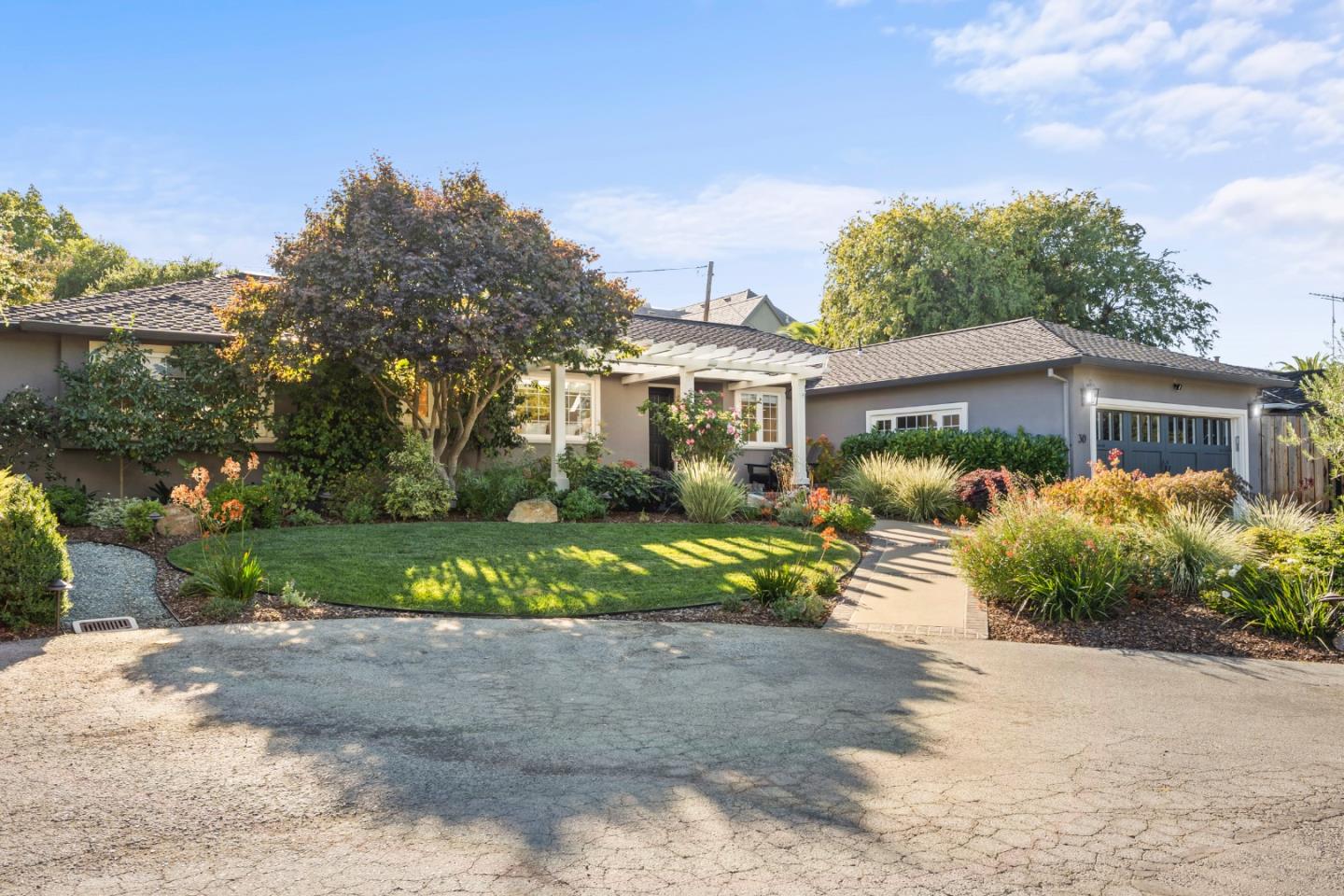 30 Yorkshire LN