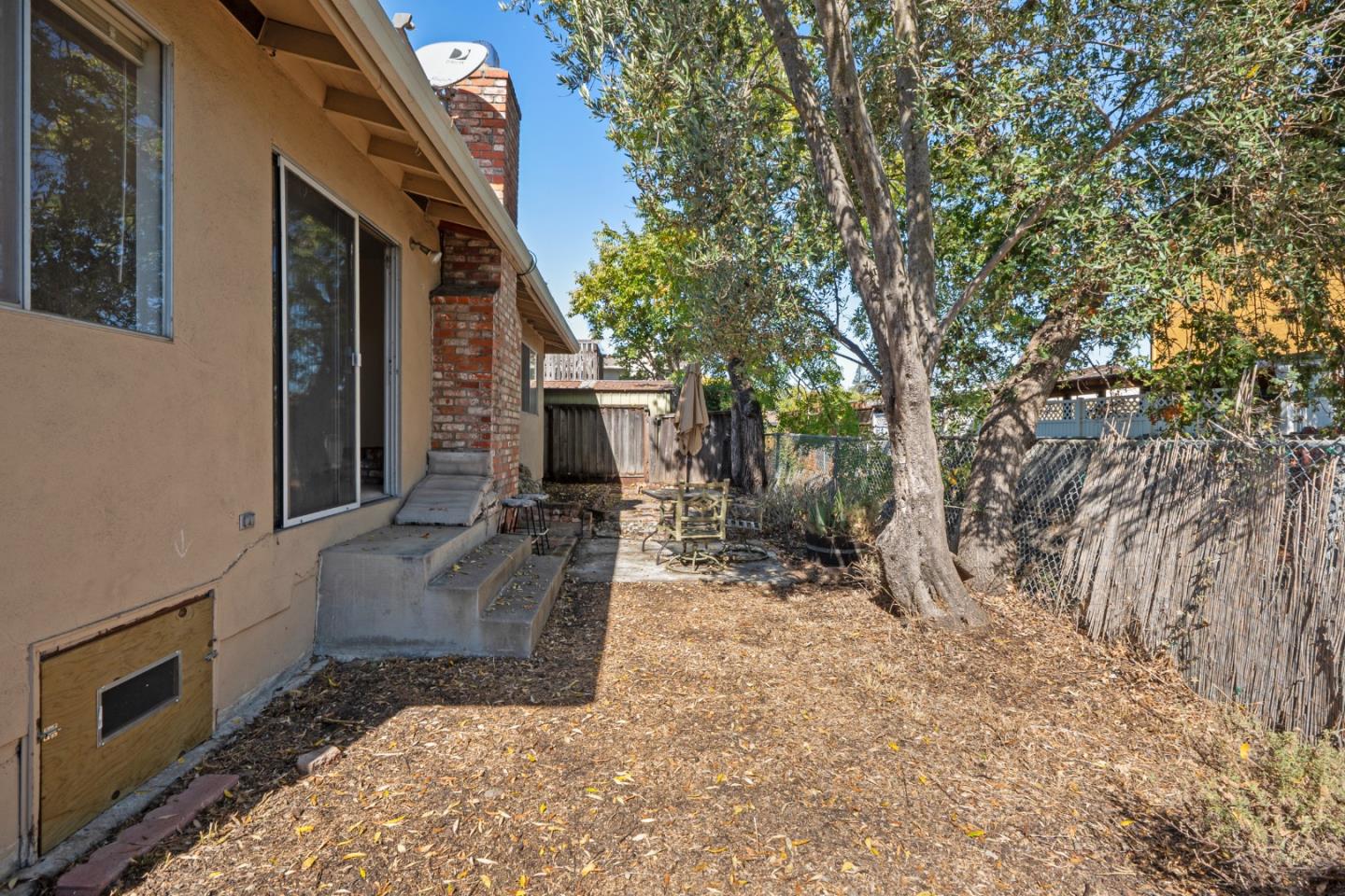1337 Junipero AVE
