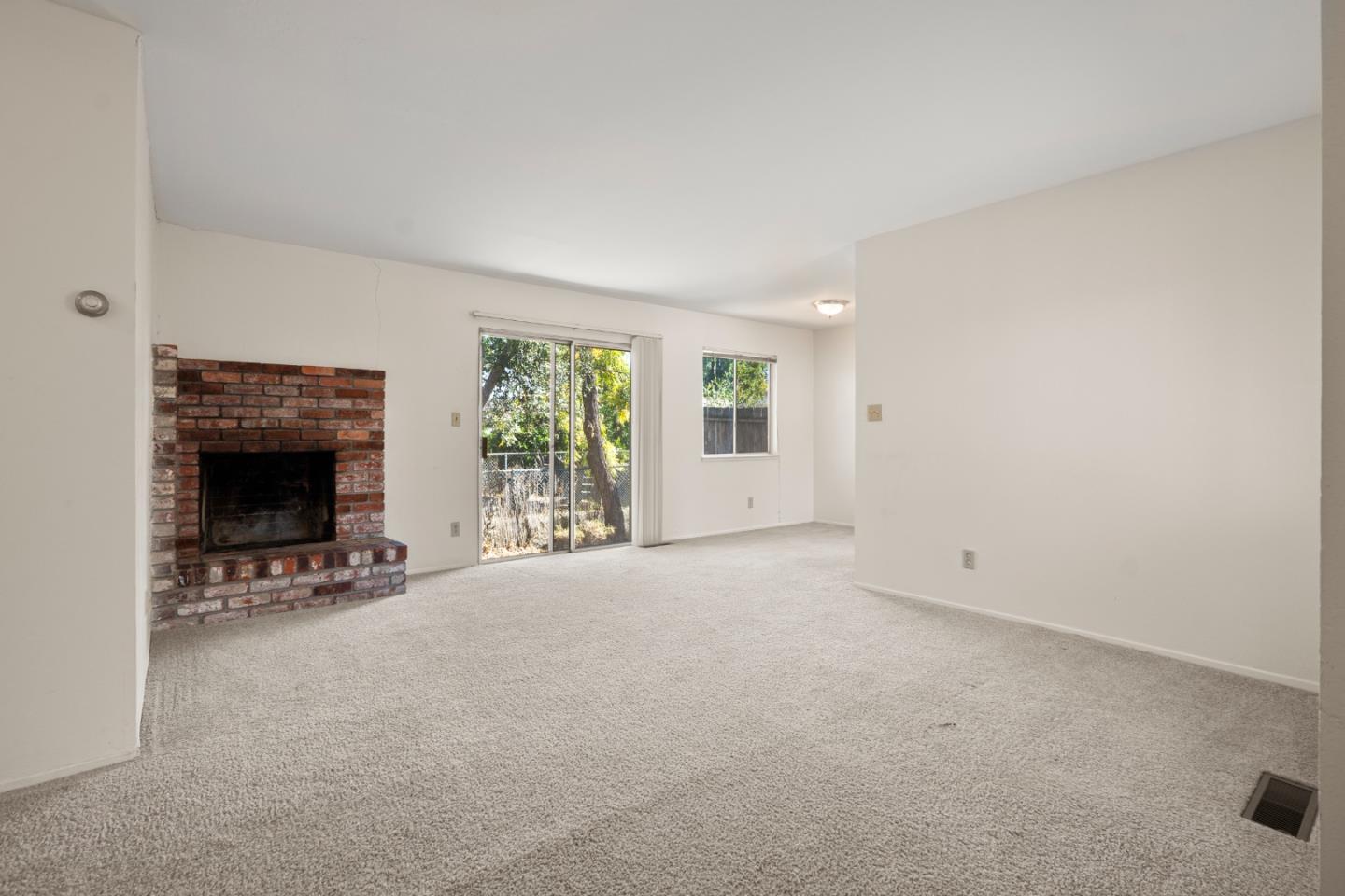 1337 Junipero AVE