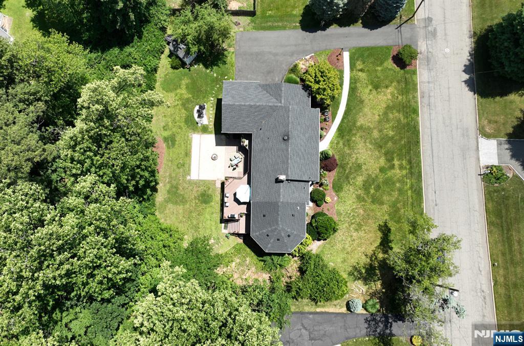12 Heatherhill Lane