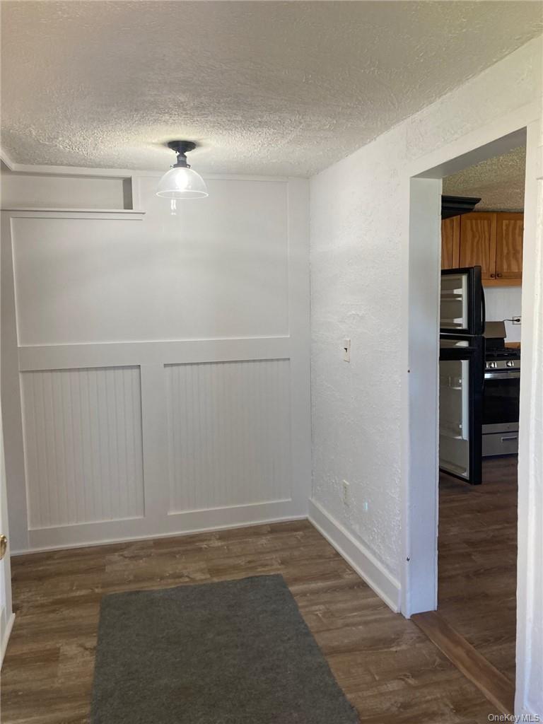 127 N Riverside Avenue Unit: Lower Level