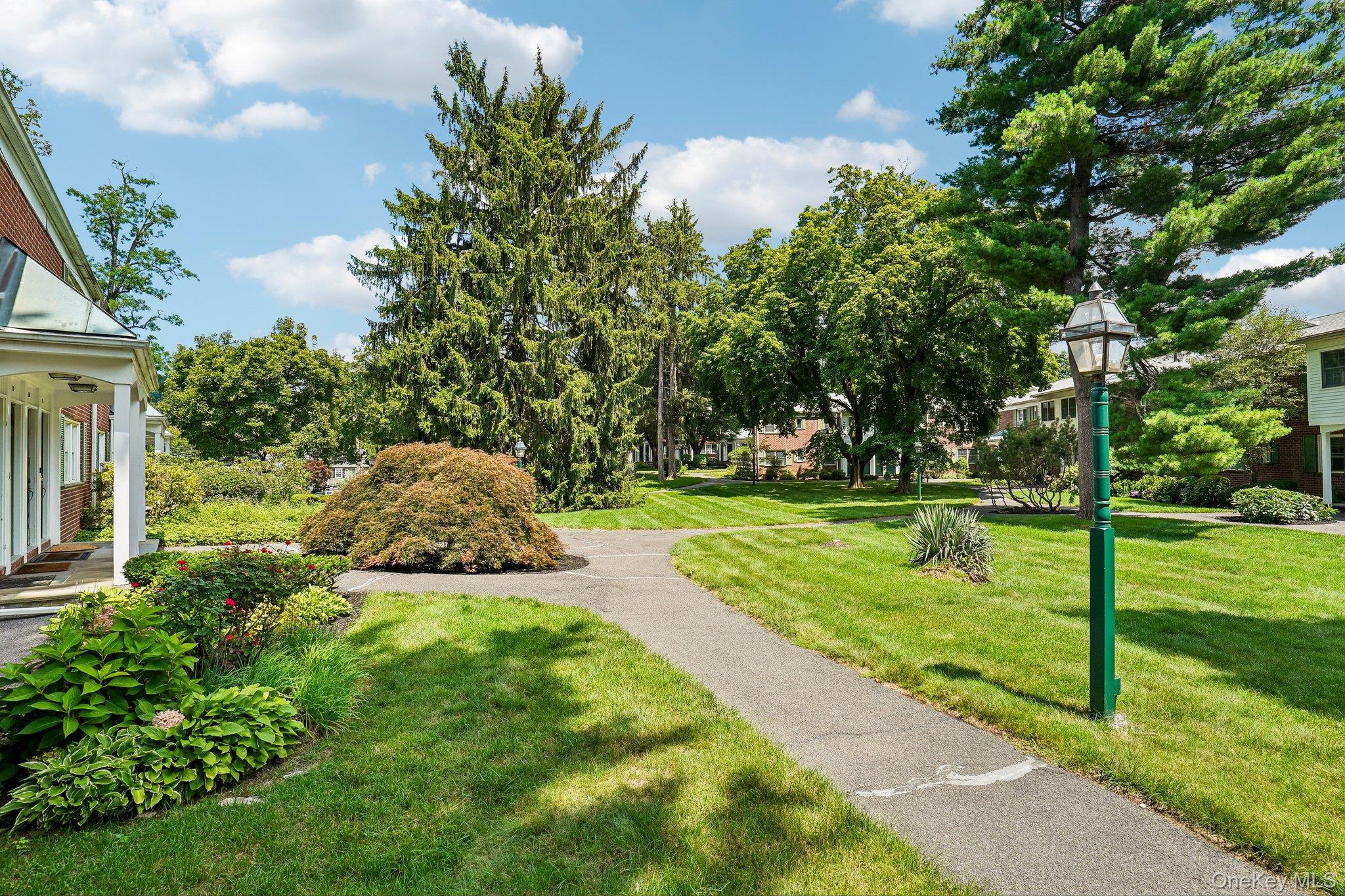600 Bedford Road Unit: 9