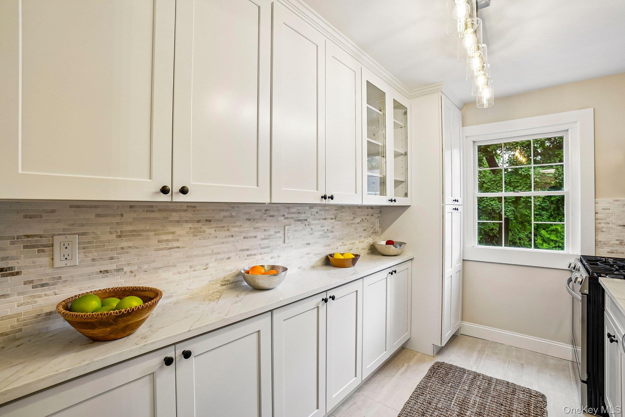 600 Bedford Road Unit: 9