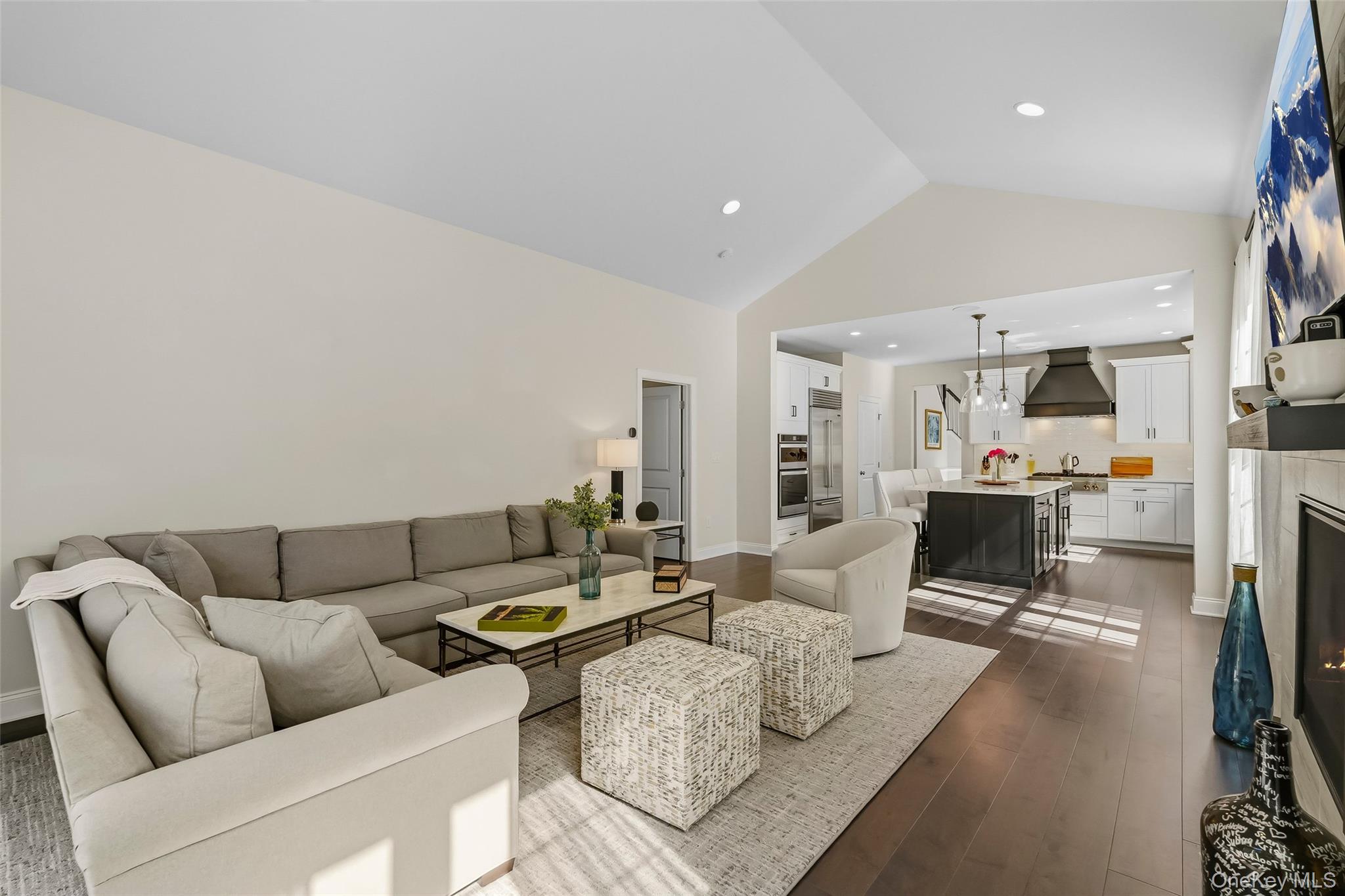 18 Bonham Lane