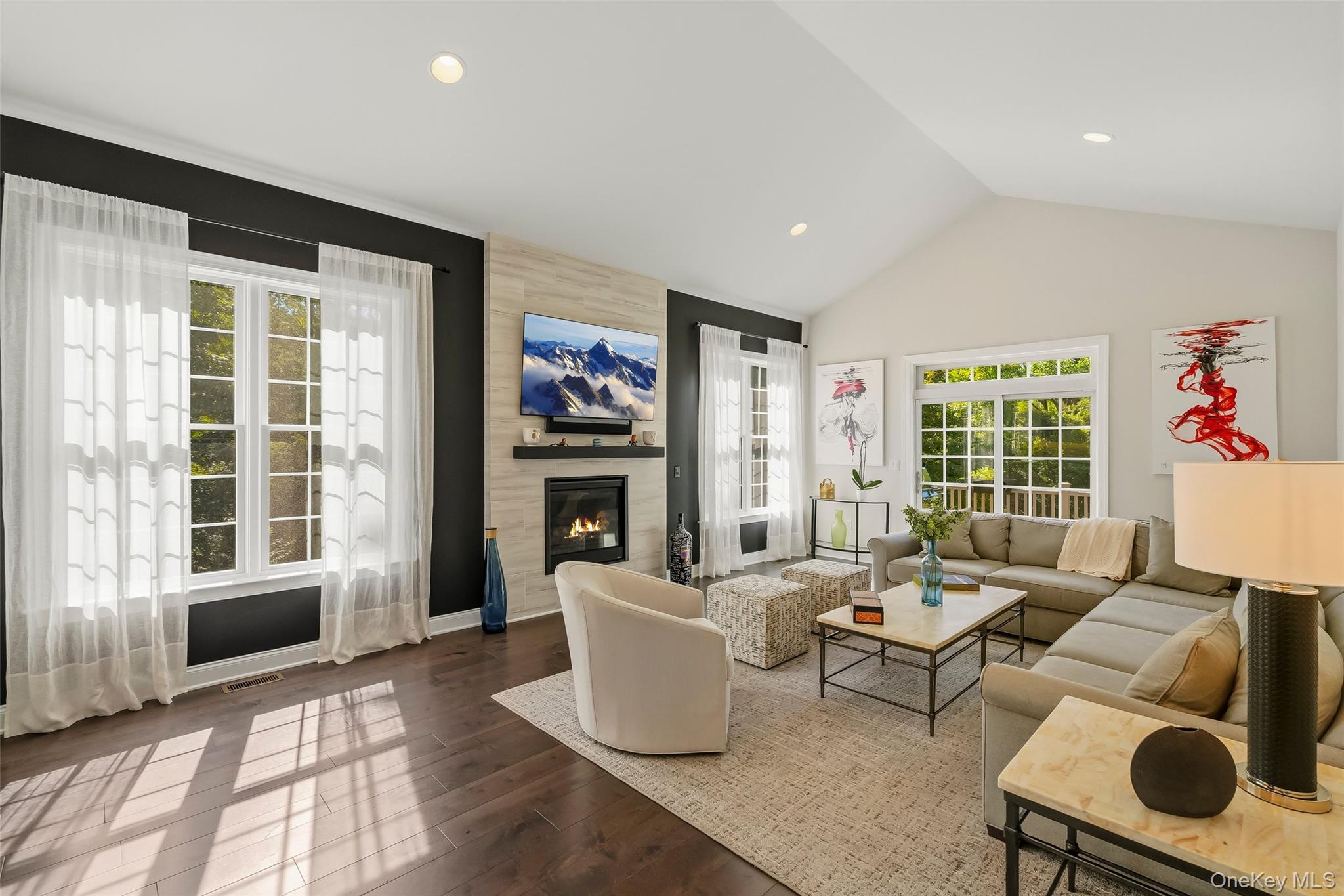 18 Bonham Lane