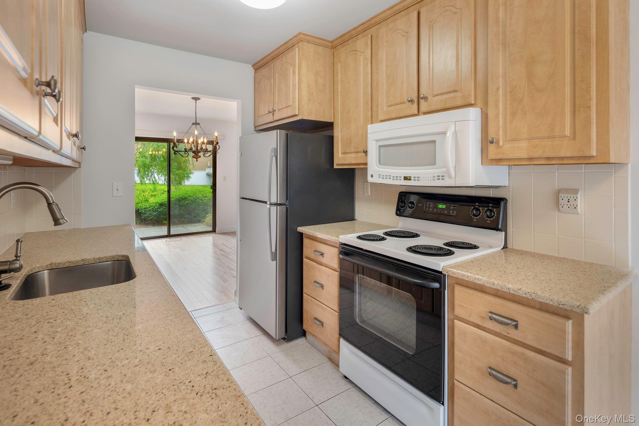 30 Rambling Brook Road
