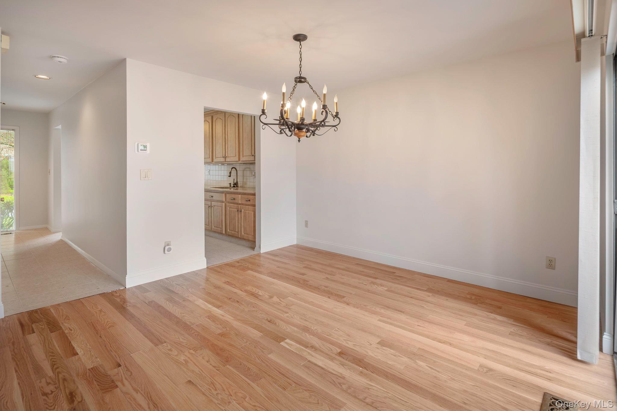 30 Rambling Brook Road