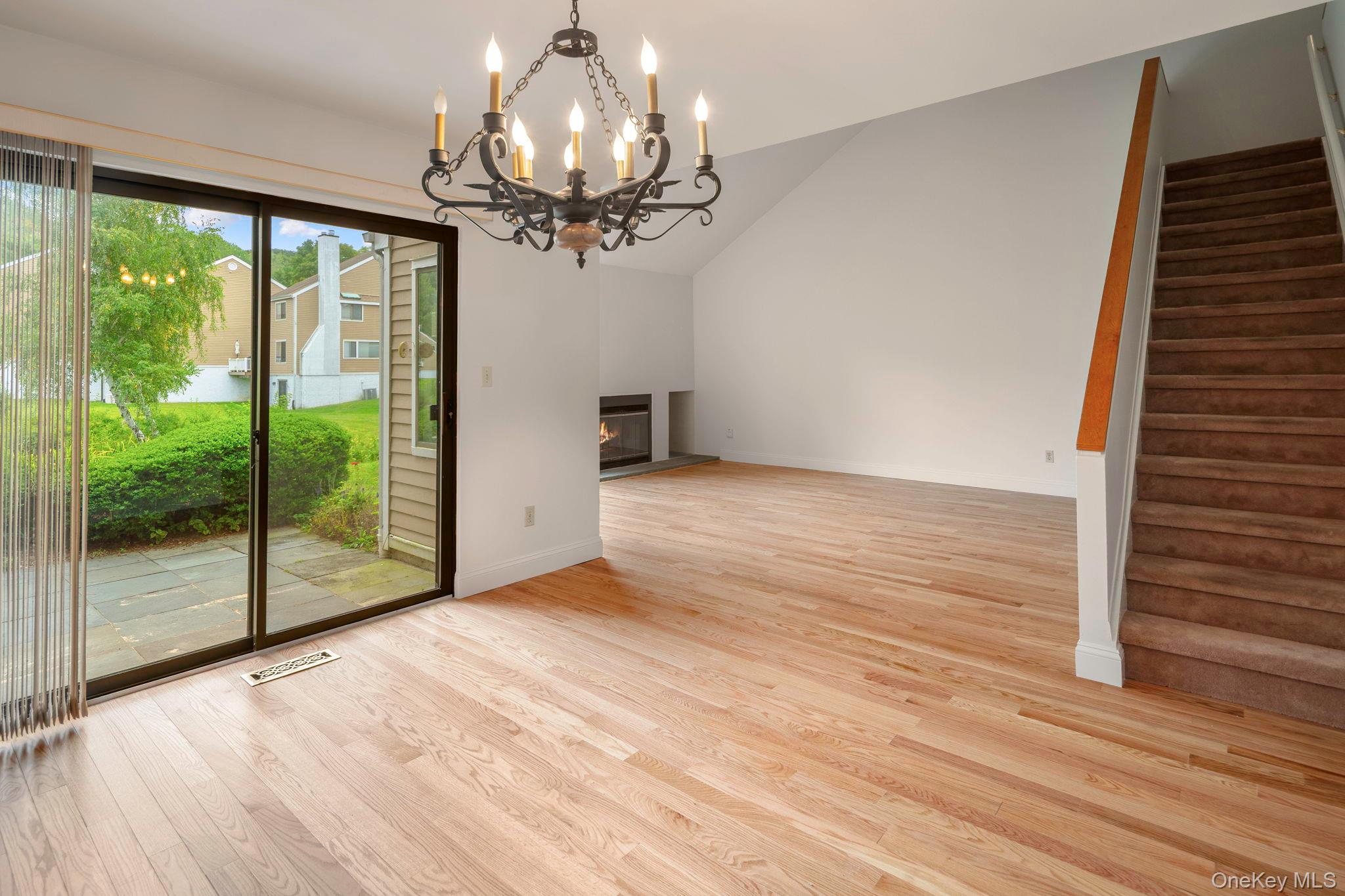 30 Rambling Brook Road