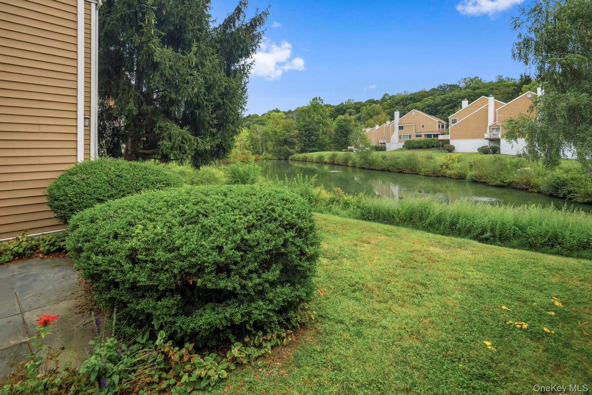30 Rambling Brook Road