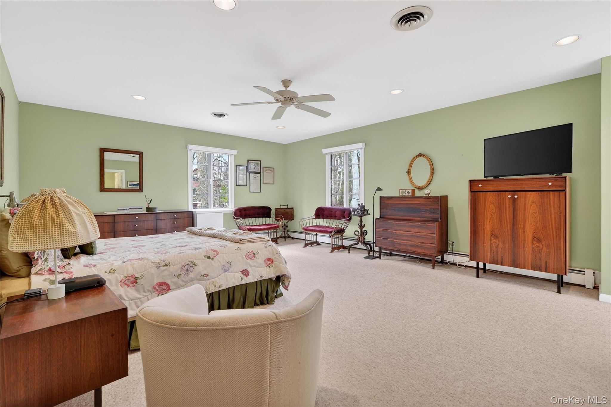 12 Inwood Lane W
