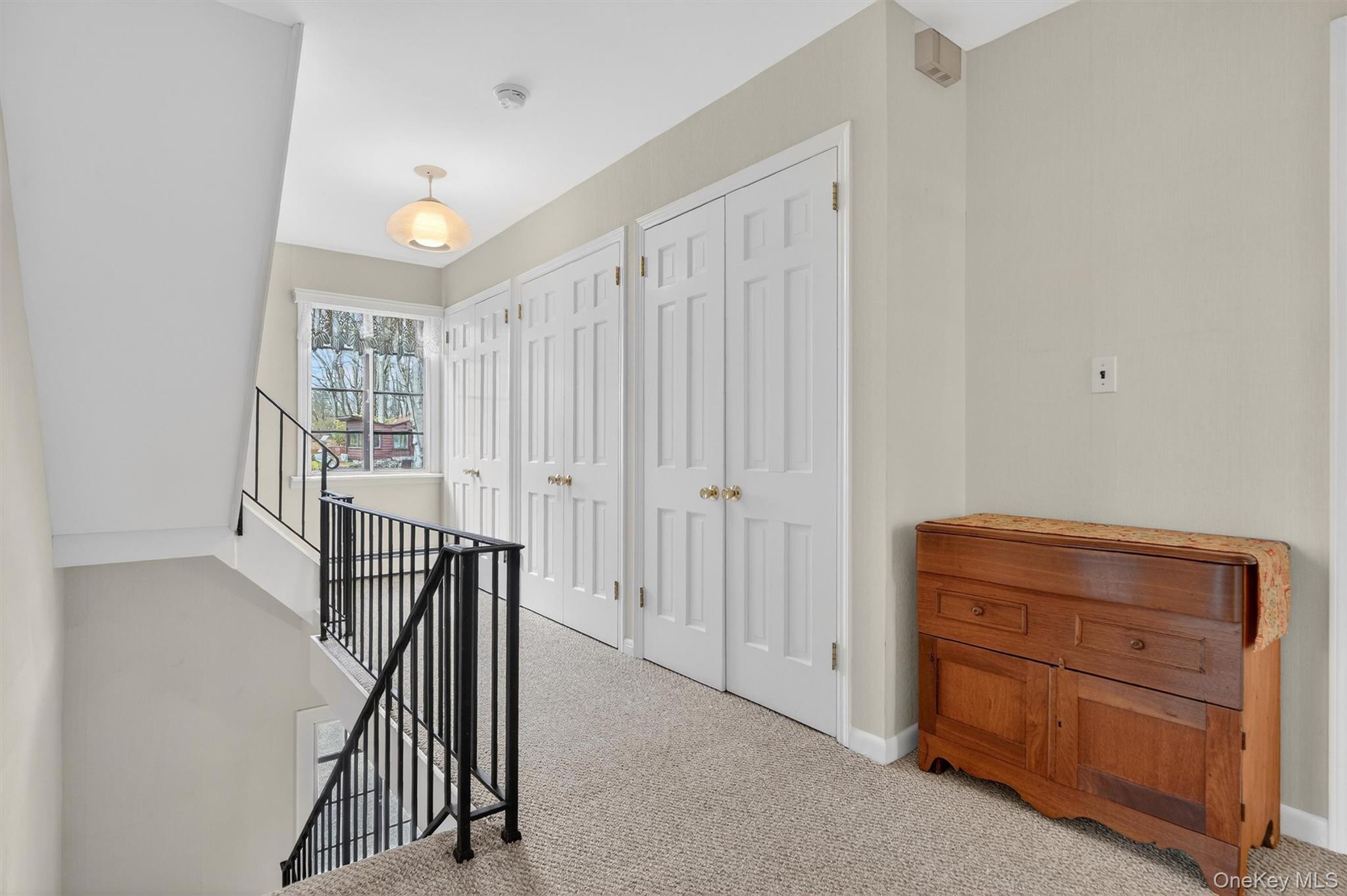 12 Inwood Lane W