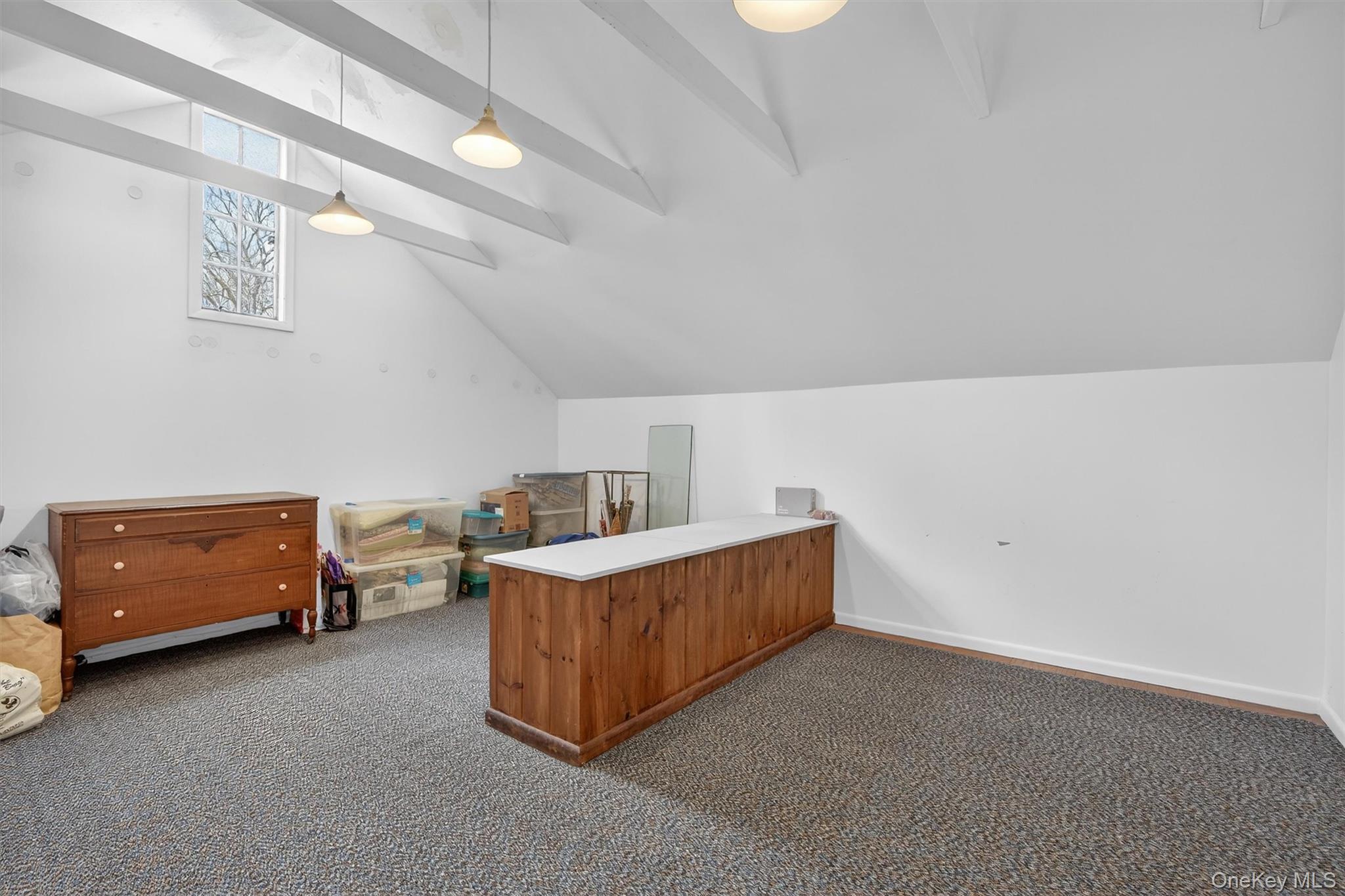12 Inwood Lane W
