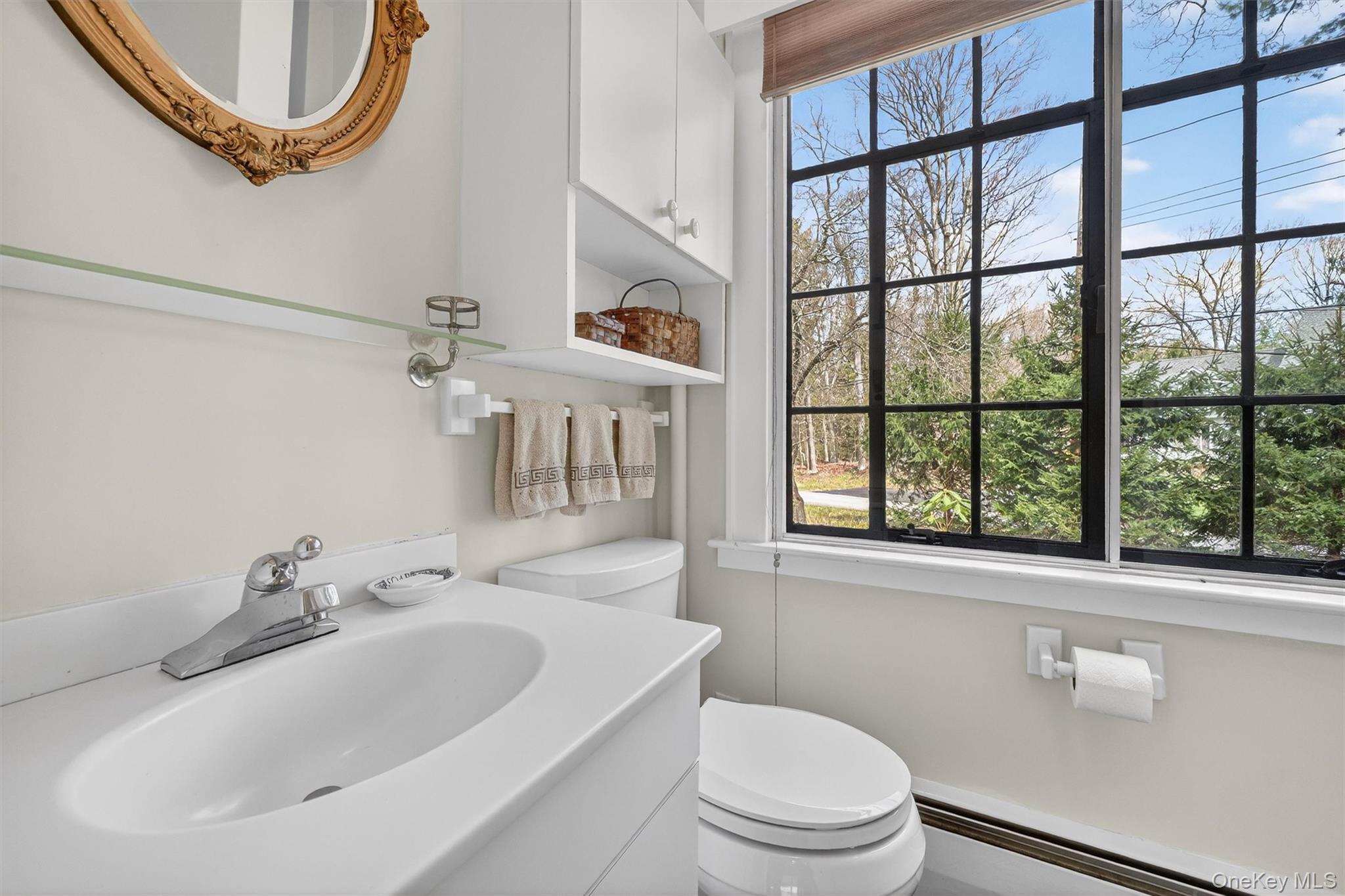 12 Inwood Lane W