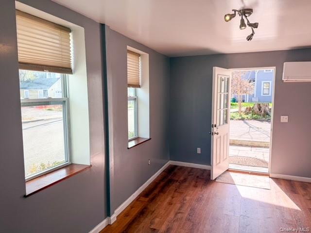 25 W Church Street