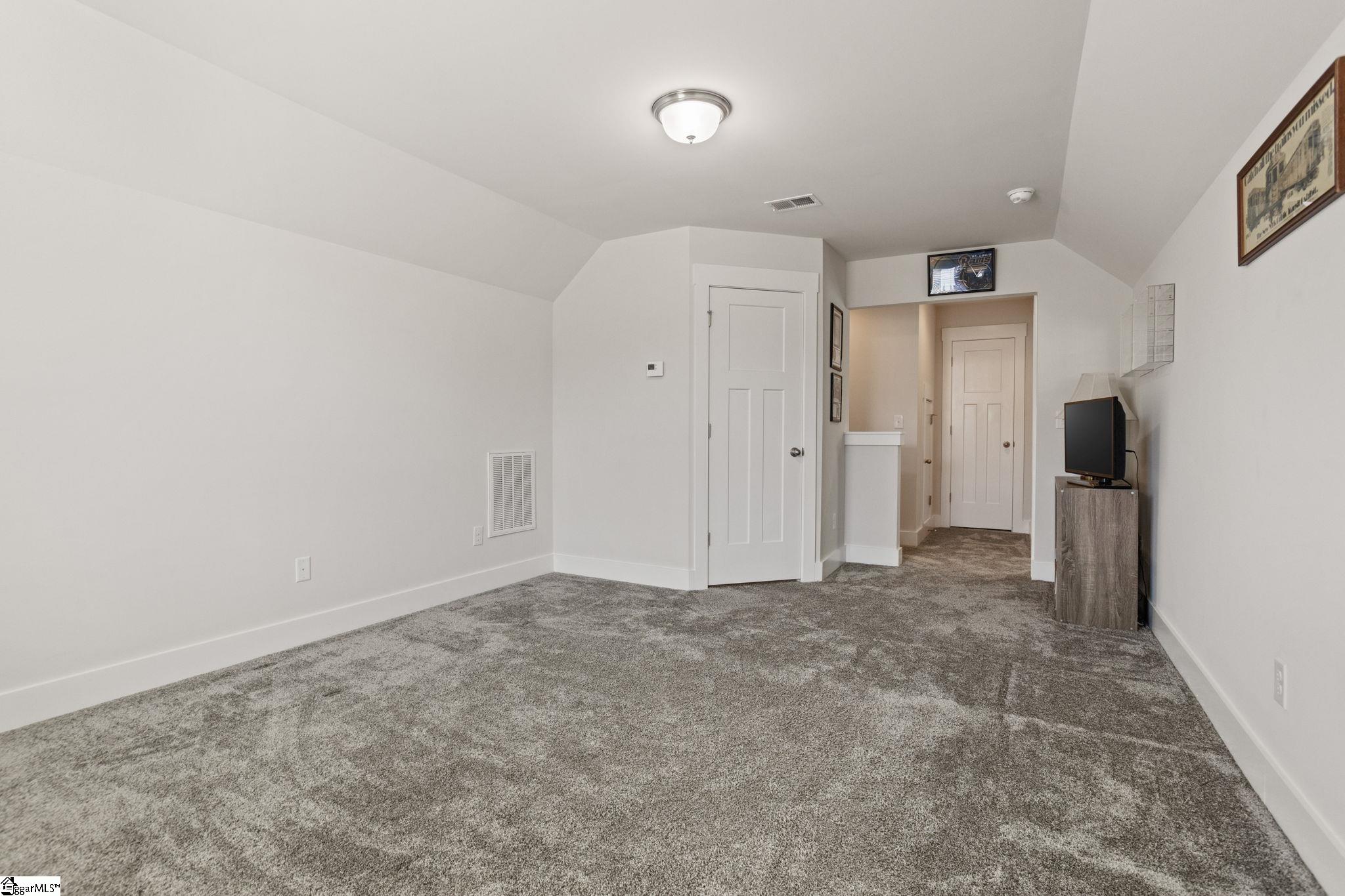 111 Ravencrest Court