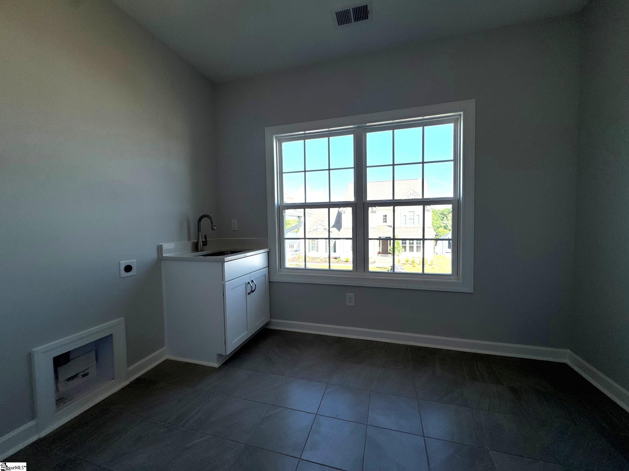639 Creekway Court