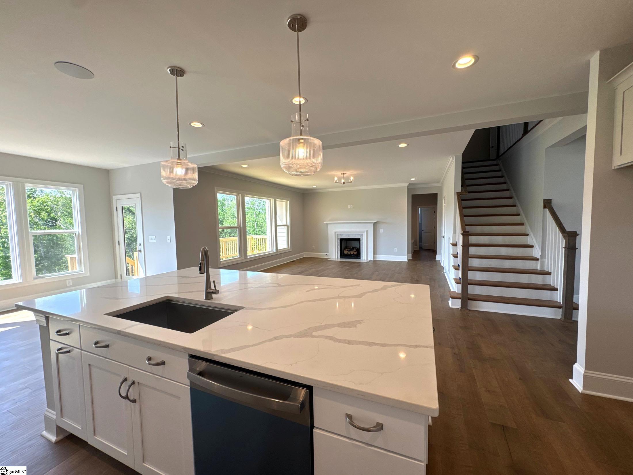 639 Creekway Court