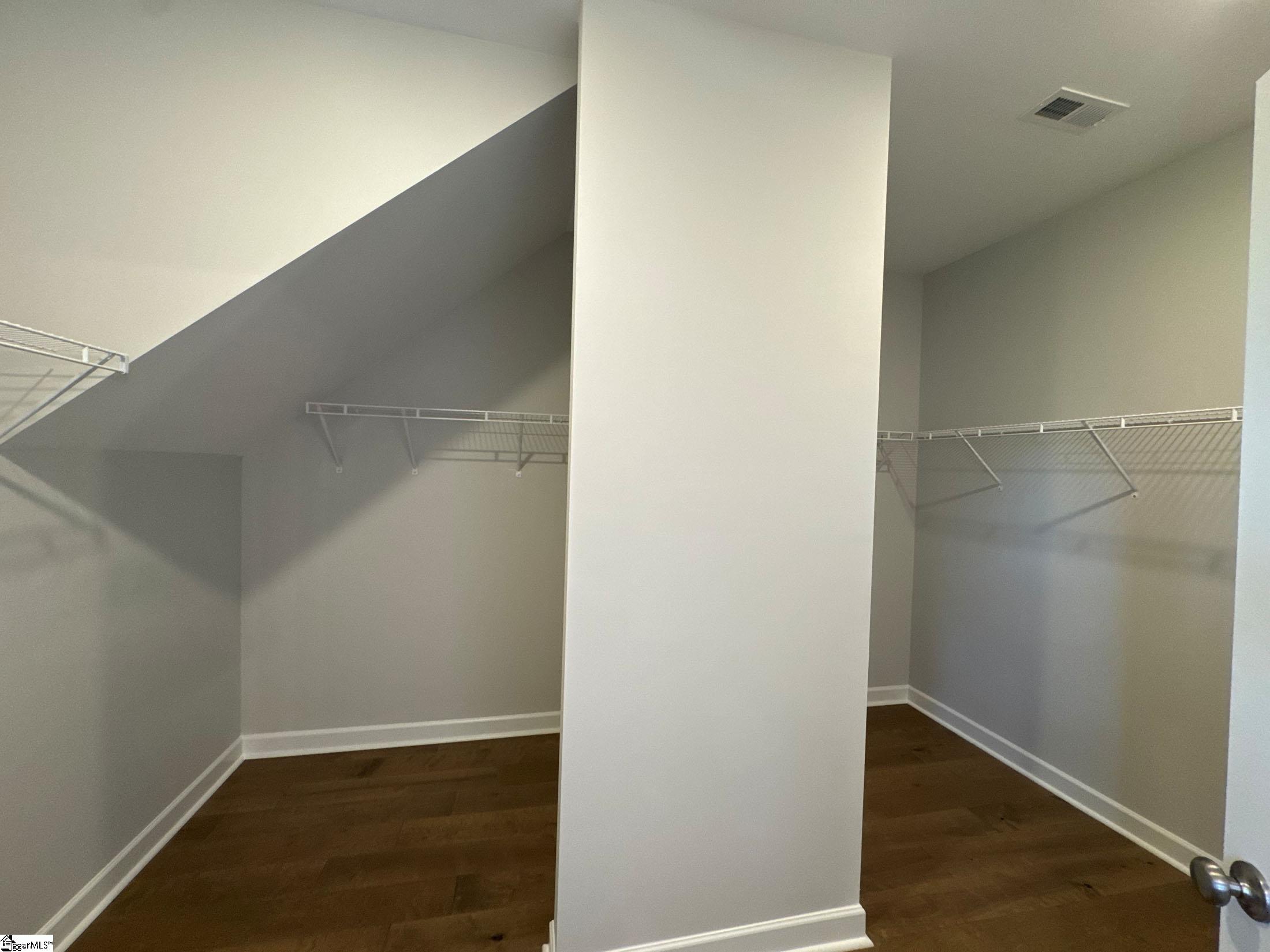 639 Creekway Court