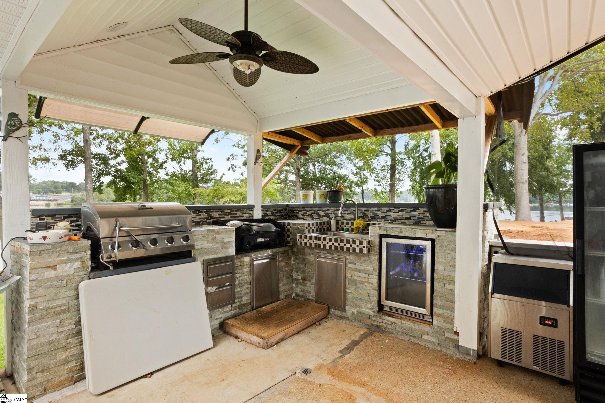 207 Suttles Road