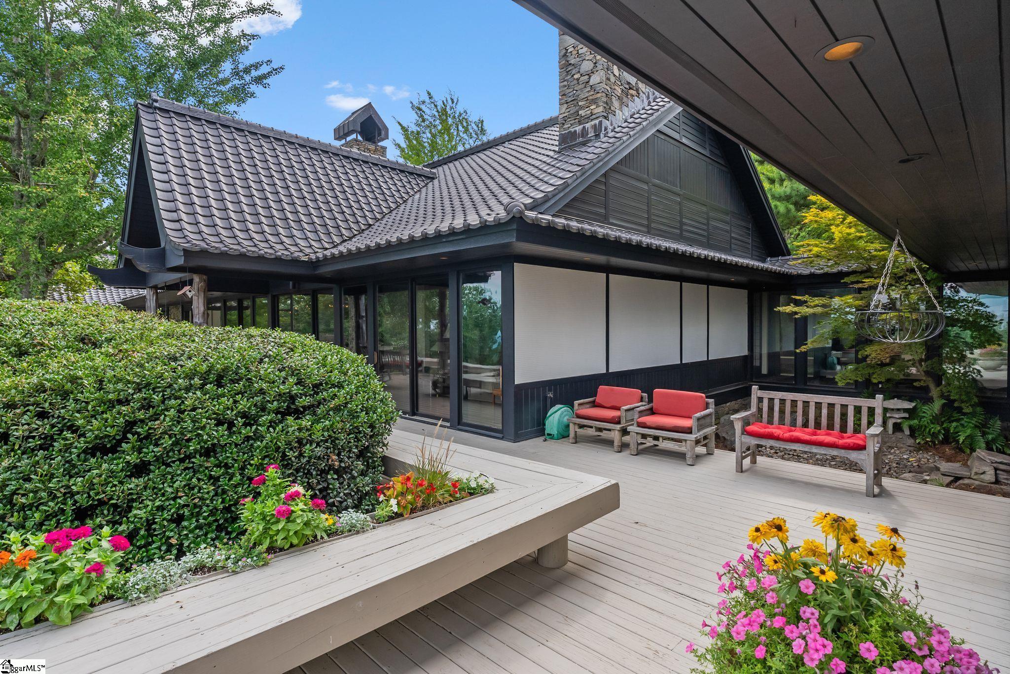 110 Huckleberry Ridge