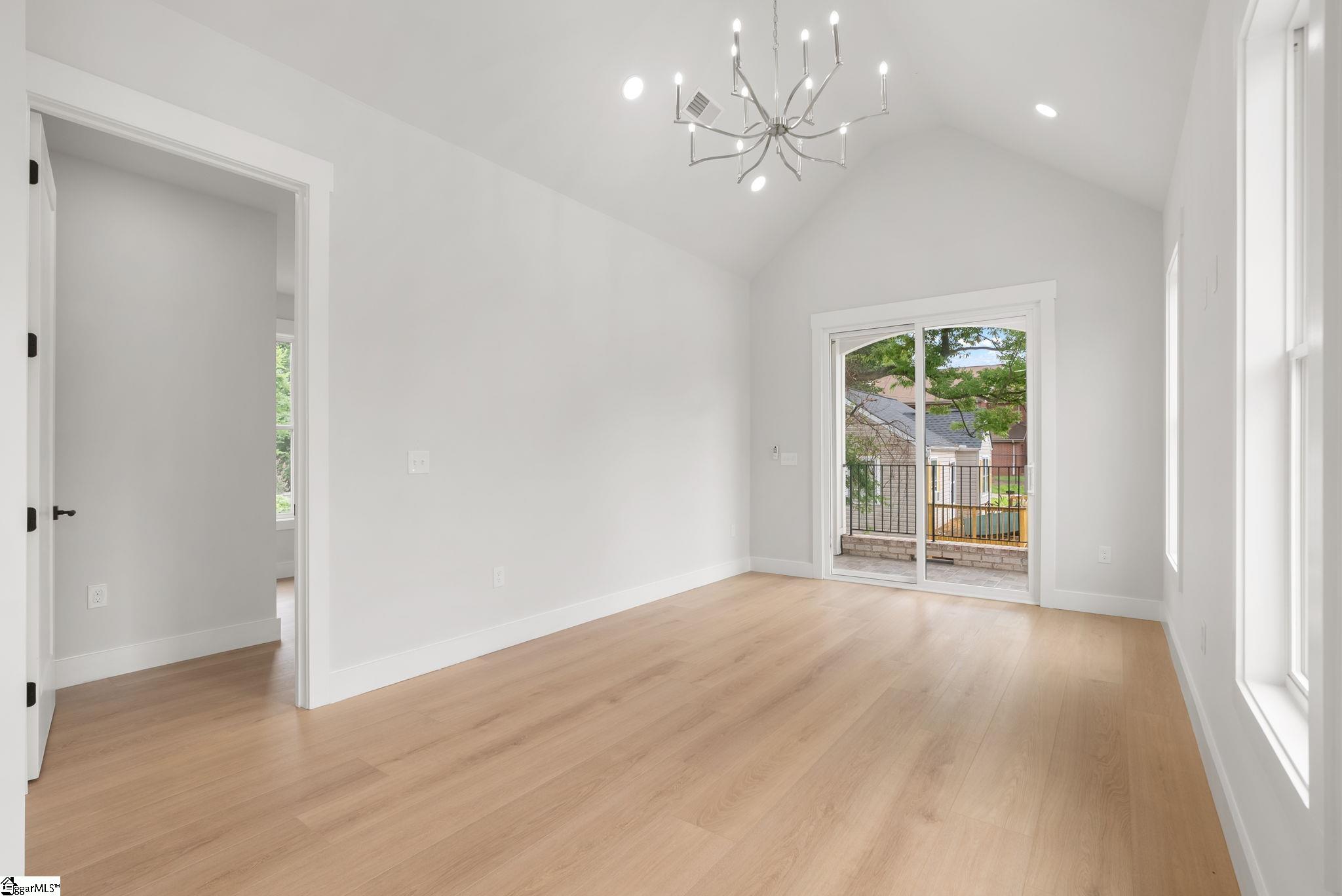 223 S Calhoun Street