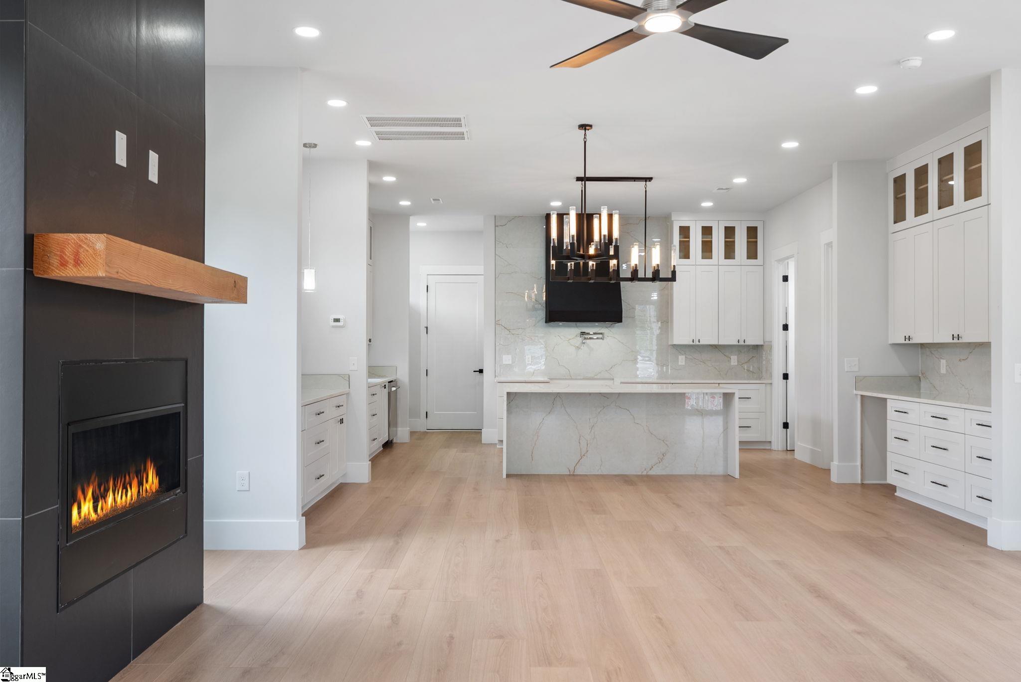 223 S Calhoun Street