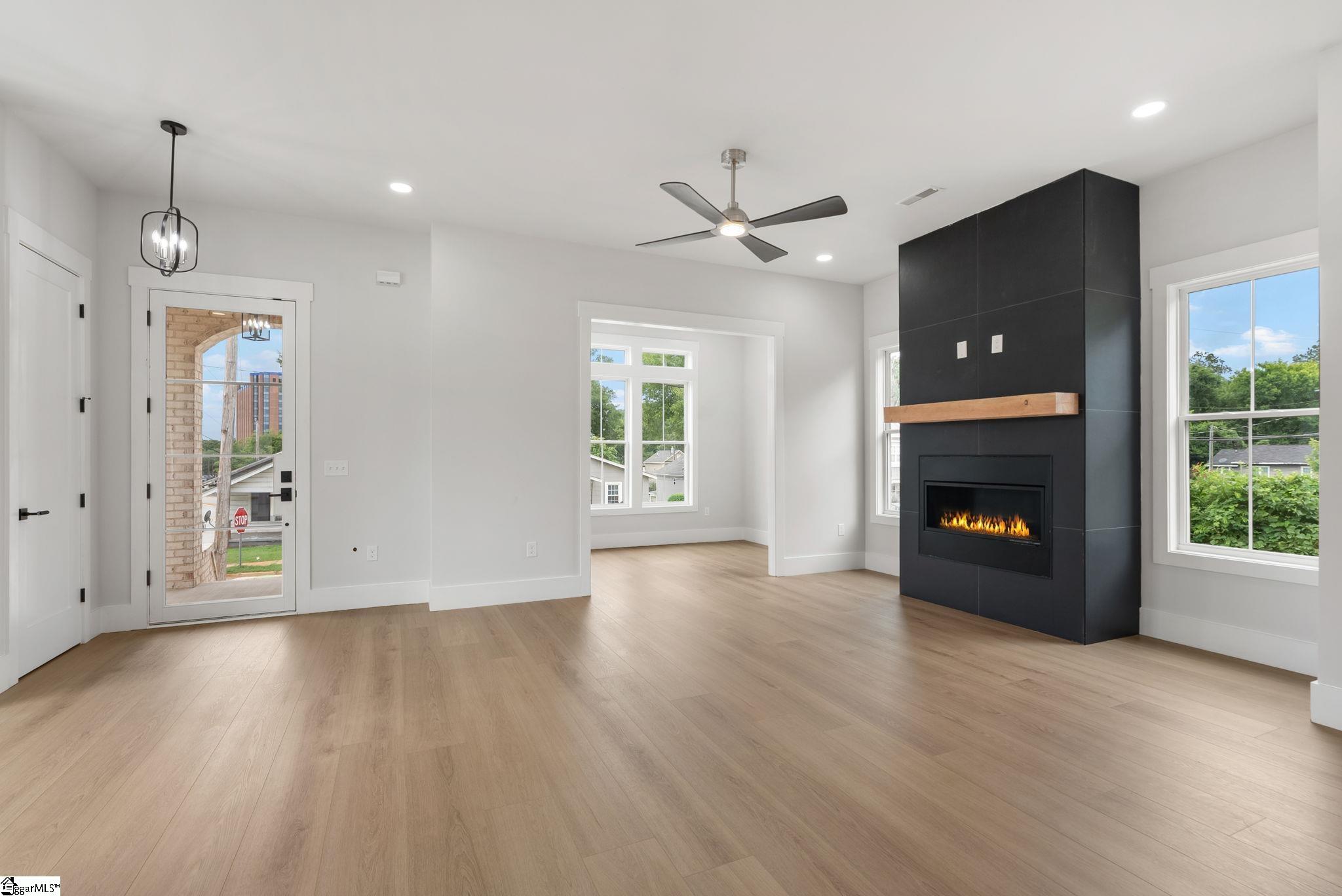 223 S Calhoun Street