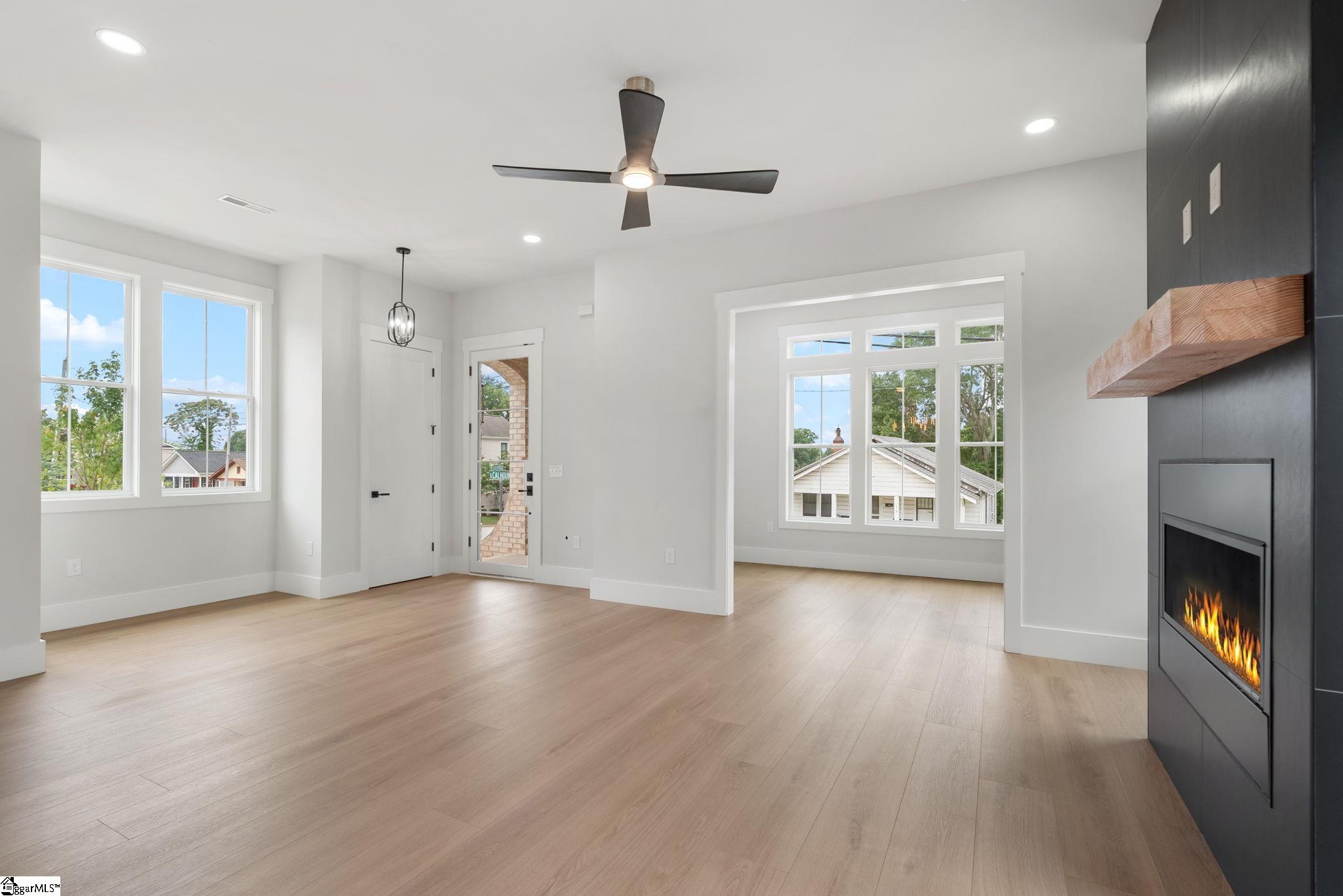223 S Calhoun Street