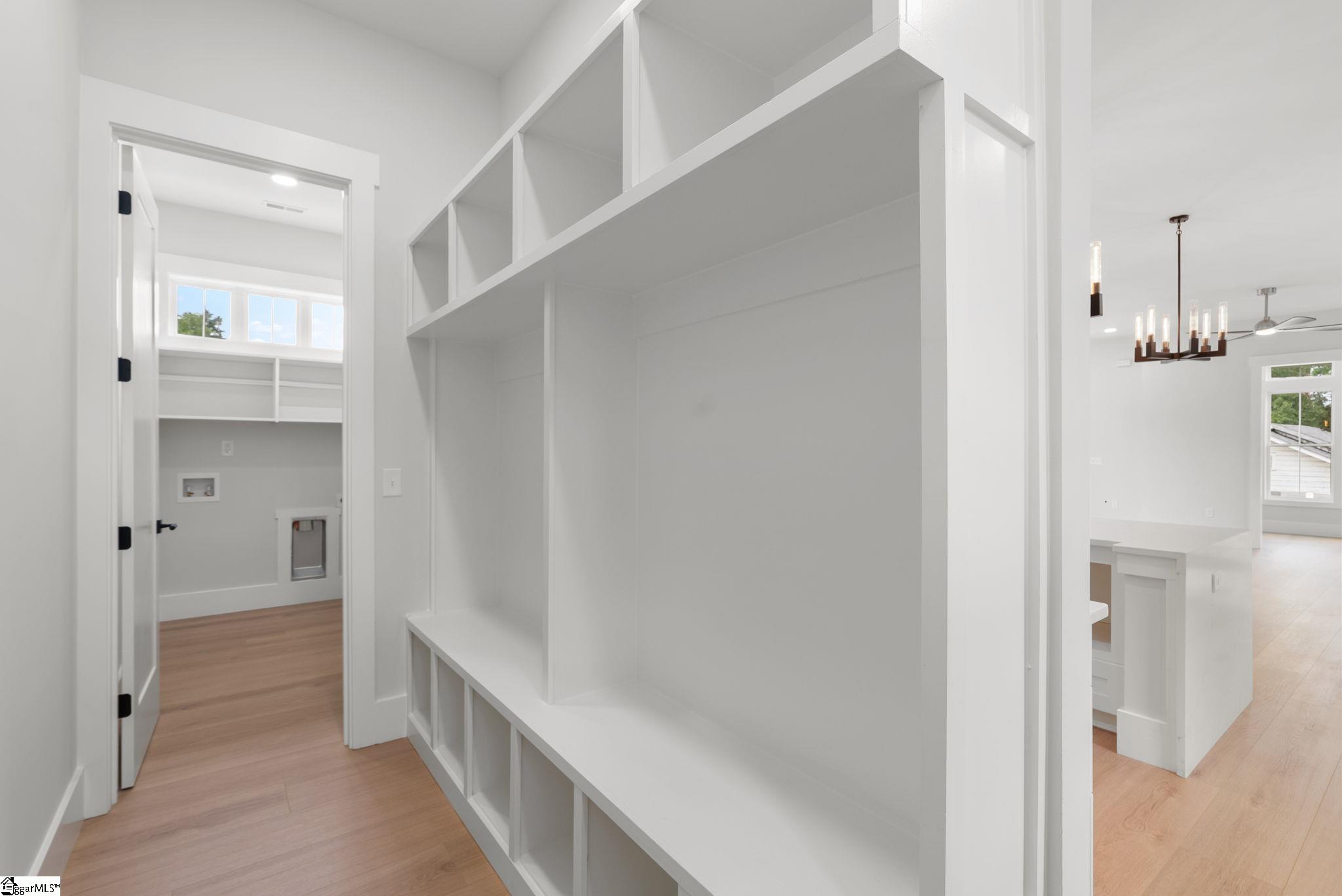 223 S Calhoun Street