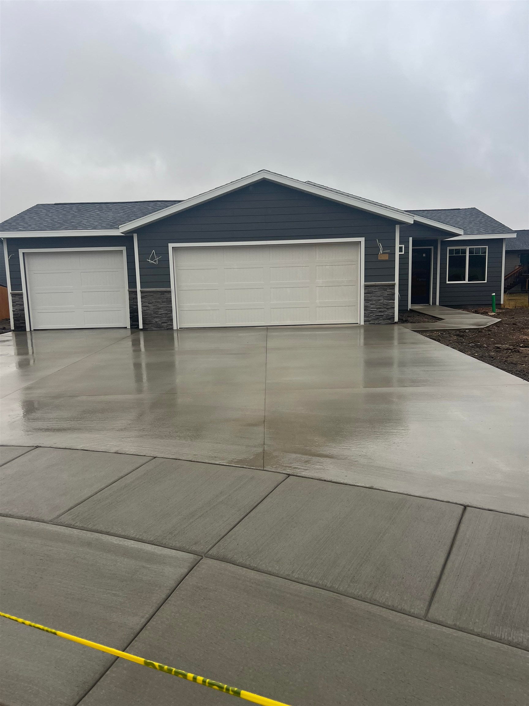 647 Valor Court